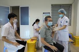 Trong 3 ngày, hơn 1.300 công nhân của 10 công ty sẽ được tiêm mũi vắc xin astrazeneca do bộ y tế phân bổ. Báº¯c Ninh Triá»ƒn Khai Tiem Váº¯c Xin Covid 19 Ä'á»£t 3 NÄƒm 2021 Hoáº¡t Ä'á»™ng Cá»§a Ä'á»‹a PhÆ°Æ¡ng Cá»•ng Thong Tin Bá»™ Y Táº¿