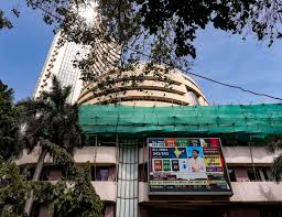 share market live updates 6 may nse bse sensex nifty top gainers losers  भारत-पाकिस्तान में तनातनी के बीच शेयर मार्केट गिरावट के साथ बंद, सेंसेक्स-निफ्टी  धड़ाम, Business Hindi News ...