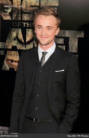 Rise Of The Planet Of The Apes Cast Tom Felton Rise Of The Planet La Premiere Tom Felton Actors Premiere