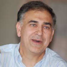 Hoy celebramos cuatro décadas de compromiso con la innovación científica,  la excelencia investigadora y sobre todo, con la salud y el bienestar de  los pacientes”