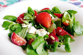 Salade Sucree Salee Printaniere Facile Et Pas Cher Salades Composees Salade Alimentation