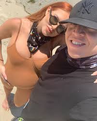 William Lamar Carrington (babydaddy) it's your birthday !!!!!! I can't  thank you enough for everything you do and everything that you are. San  Diego was fun for our one day. This mask