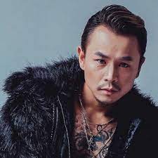 Binz sinh ngày 24 tháng 5 năm 1988 tại gia lai, việt nam. Binz Tá»« Ä'iá»ƒn Wiki