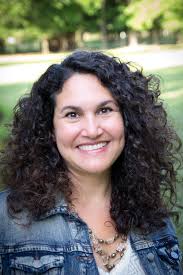 The Pulpwood Queen READS BANNED BOOKS!