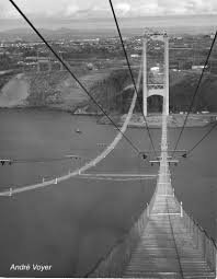 It crosses the saint lawrence river approximately 200 metres (660 ft) west of the famous quebec bridge between historic quebec city and lévis, quebec. Pin On Kopru