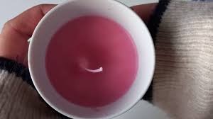 Sıkı bağlayın mumu dökme aşamasında fitil düşmesin. Evde Pratik Kokulu Mum Yapimi Eski Mumlari Degerlendir Mumyapimi Youtube