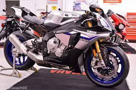 Yamaha R1