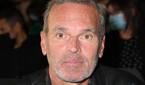 "Il est beau ton fils" : Laurent Baffie tellement fier de son fils Benjamin,  au regard ravageur