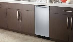 While these undercounter ice machines produce sufficient quantities of ice, these ice makers are usually compact and easy to install. Best Sonic Nugget Ice Makers Reviews Guide Best Kitchen Buy