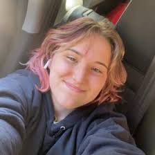 Molly Singleton's Instagram, Twitter & Facebook