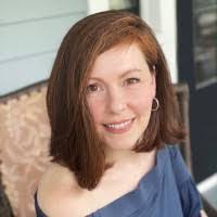 Kelly Clanton's Instagram, Twitter & Facebook