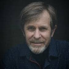 Stream Play of Light