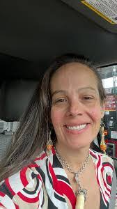 Aimee Noel's Instagram, Twitter & Facebook