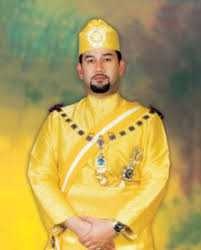 Almarhum sultanah bahiyah binti almarhum tuanku abdul rahman. Netty Royal