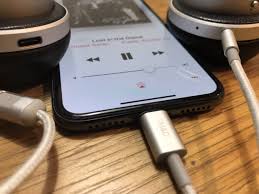 First Look Master Dynamic Lightning To 3 5mm Audio Cable With Dac Mic Appleinsider