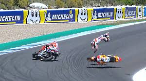 Gp austria espeluznante accidente en el motogp marca claro mexico. Motogp Pedrosa Tras Su Accidente Pone En Evidencia A Los Comisarios De Motogp