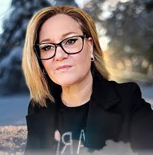 Ali Lina (@ema.rodrigues.7946) • Facebook