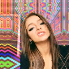 Isabella Plummer's Instagram, Twitter & Facebook