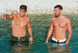 Ναταλία γερμανού άλλη ευκαιρία μη ζητάς, δε περισσεύει άλλη συγγνώμη έχω αδειάσει από καρδιά. Kwnstantinos Argyros To Kalogymnasmeno Kormi Toy Ekane Polla Kefalia Sthn Paralia Na Gyrisoyn Fthis Gr