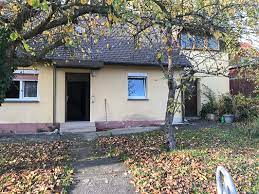 Amberg · 132 m² · 3.416 €/m² · 6 zimmer · 2 bäder · haus · 2 parkplätze · baujahr 2021 · neubau · provisionsfrei · keller · balkon · reihenhaus. Renovierungsbedurftiges Einfamilienhaus In Begehrter Lage In Amberg Traumreich Immobilien