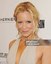 750 Maria Dunn Stock Photos, High-Res Pictures, and Images