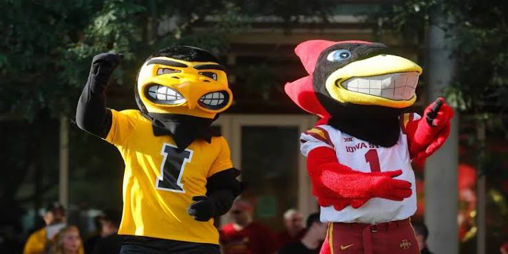 Iowa City Press-Citizen on X: "Iowans lead nation in college football fandom, study says https://t.co/8krAMlVtRe" / X
