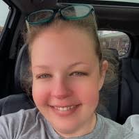 Melissa Eastmond's Instagram, Twitter & Facebook