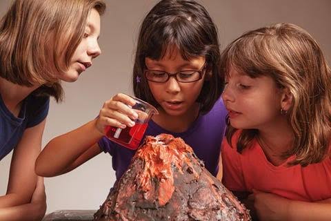 Why Experiences Often Teach More Than Instructions?