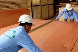 WHAT IS PLYWOOD AND IT'S APPLICATION IN OUR LIVES