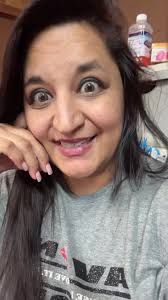 Pos si!! Jaja #crazymexicanavonlady #fortiesandfabulous #vivirhoy💮🌸☘...