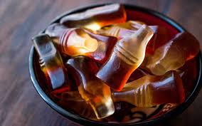 Caramelle gelatine fatte in casa semplici. Caramelle Gommose Coca Cola Adatte Ai I Piu Piccini