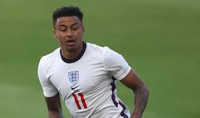 They are just in a world of them laughing at stupid things and of course the other players might be surprised by them kissing in the. Man Utd To Offer Jesse Lingard New Contract In Devastating West Ham Transfer Blow Football Sport Express Co Uk
