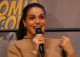 Tamara Munro (@islandgyal82)