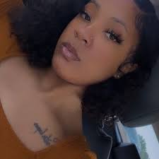 Shakira Smith (@shakirasmith92)