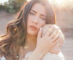 Should Steffy leave or stay