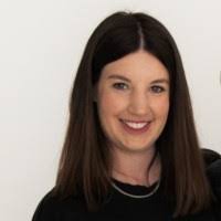 Alexandra Volk's Instagram, Twitter & Facebook