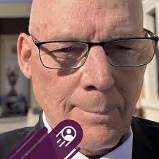 Is it ok to drive a Hino 500 1126 with Hendrickson HAS 200 air suspension  in the lowered position?