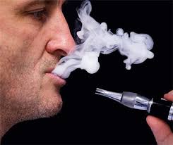 Un experto en el abuso de sustancias discute por qué la inhalación de  vapores es más segura que…