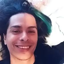 Demetrius Deleon's Instagram, Twitter & Facebook