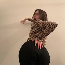 Слив девушки Скалли Милано (Scally Milano) (30 горячих фото Милана  Колпакова) | Giffs.ru