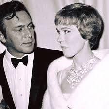 Phyllis Hickey's Instagram, Twitter & Facebook