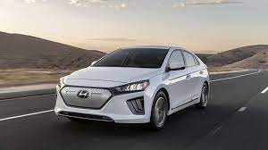 The 2020 ioniq electric does get an improved onboard charger, which is now up to 7.2 kw from 6.6 kw. 2021 Hyundai Ioniq Electric Buyer S Guide Reviews Specs Comparisons