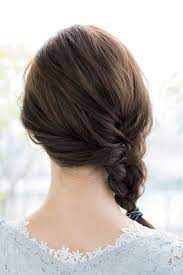 前髪の分け目を9対1にして小顔に 大人の涼しげヘアアレンジ esseonline エッセ オンライン ヘアアレンジ 前髪 ヘア