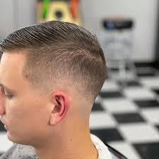 Low razor fade #dayton #daytonbarbers #ohio #ohiobarbers #barber  #barbershop #barberlife #wahl #wahlcordless #wahlcordlesssenior  #wahlcordlessdetailer
