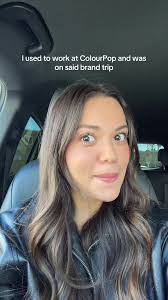 Janelle Eisenbath's Instagram, Twitter & Facebook