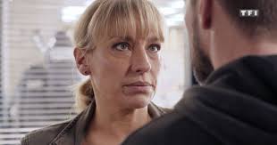 Une visite des studios exceptionnelle où vous allez pouvoir découvrir les décors emblématiques de la série (comme l'hôpital, le lycée, les appartements et le célèbre spoon) et en apprendre plus sur les secrets de fabrication de la série. Demain Nous Appartient Deux Acteurs Eprouves Par Le Confinement Mais De Retour Purepeople