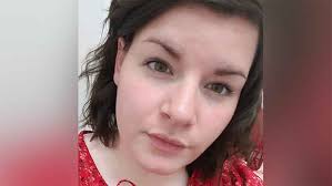 Lindsey Motter (1994