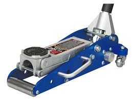 Amazon Com Torin T815005l Aluminum Racing Jack 1 5 Ton Automotive Trailer Accessories Car Jack Aluminum
