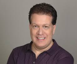 Thinking It Into Existence: Kendall Reviews talks to Author Bryce Warren.