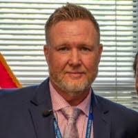 David Batton's Instagram, Twitter & Facebook